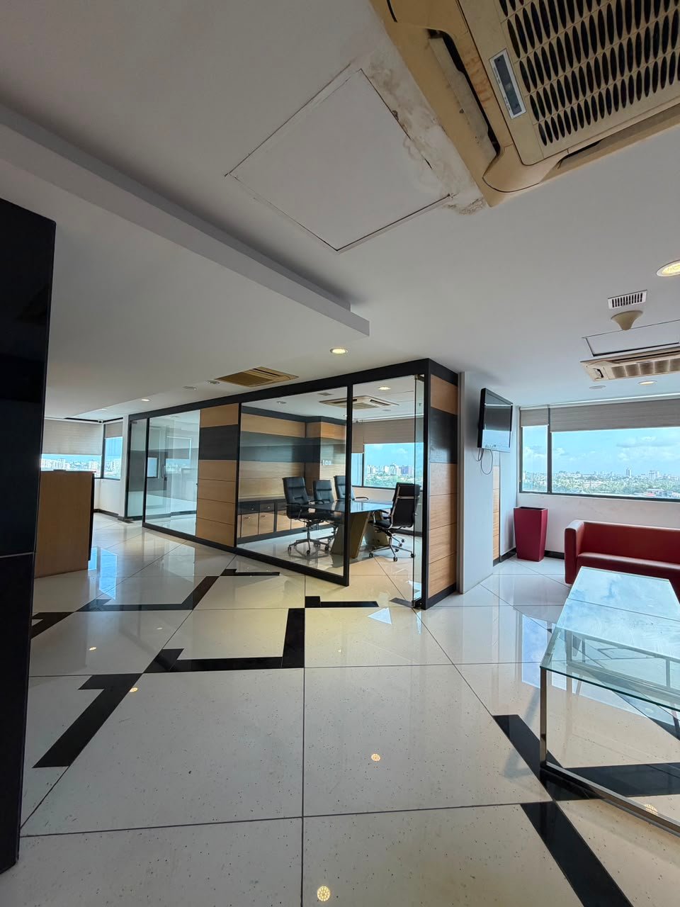 Furnished office space for rent in Vyttila, Ernakulam